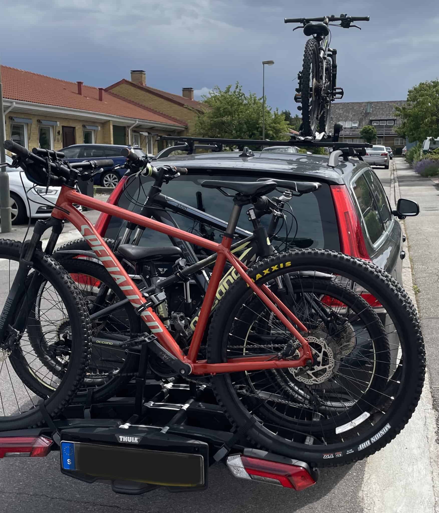 thule-cyklar-pa-gatan-1753x2048 Test av Thule Epos 3