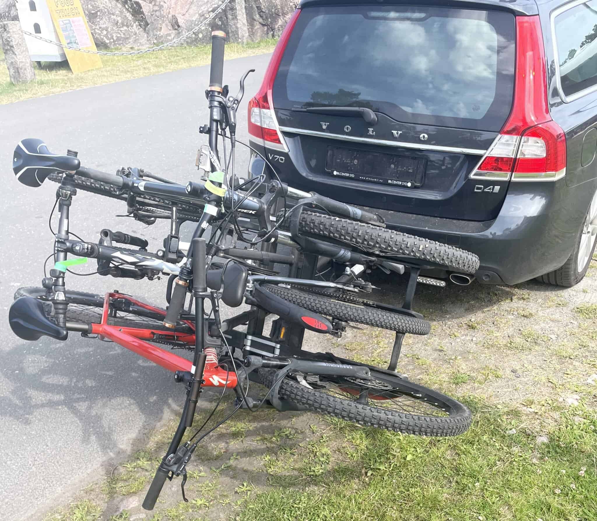 thule-hallare-falld-2-2048x1787 Test av Thule Epos 3